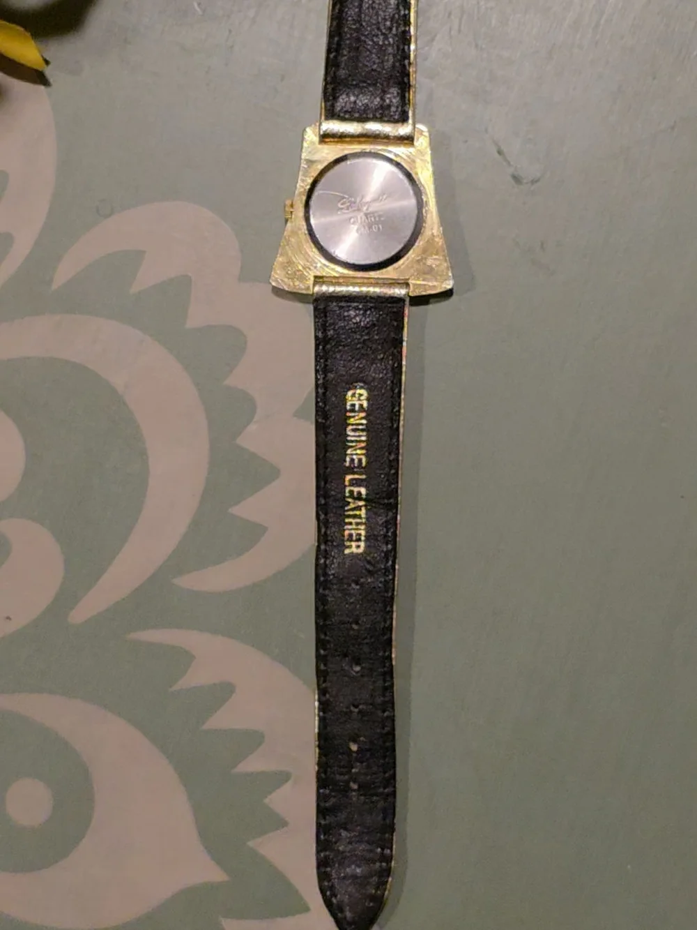Vintage Lafayette Christmas Tree Bell-Shaped Watch | Gold Tone Metallic Leather